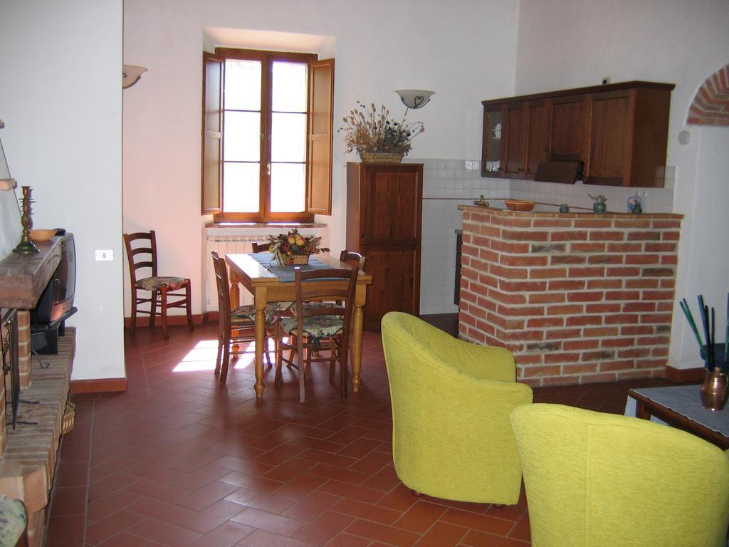Podere La Chiusella B&B Раполано Терме Стая снимка